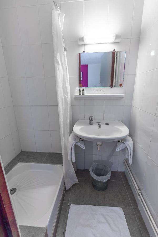 Le Clos Grand Pradines  Buitenkant foto